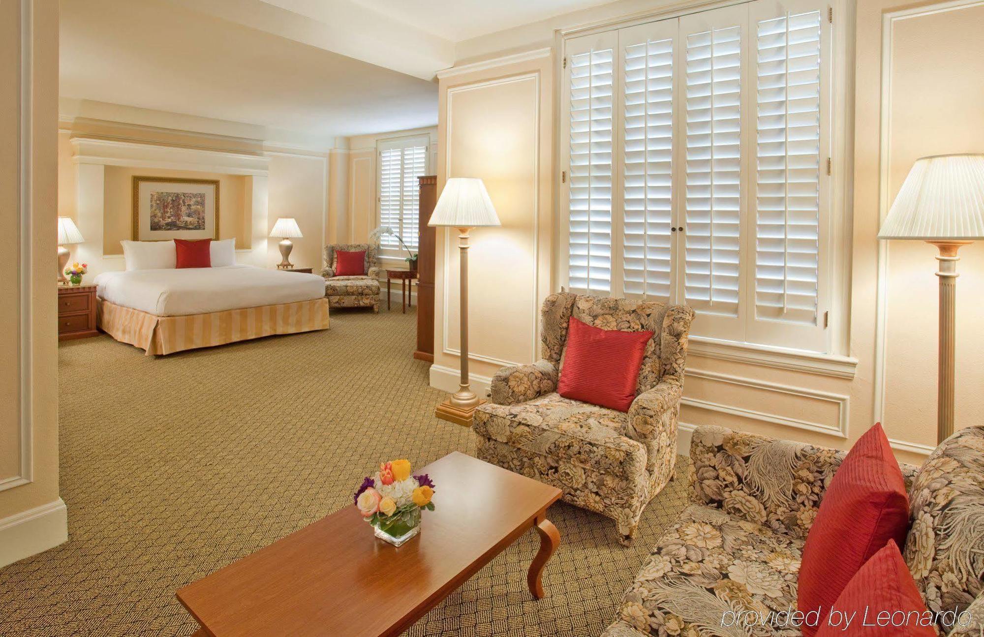 The Biltmore Angeles 4*