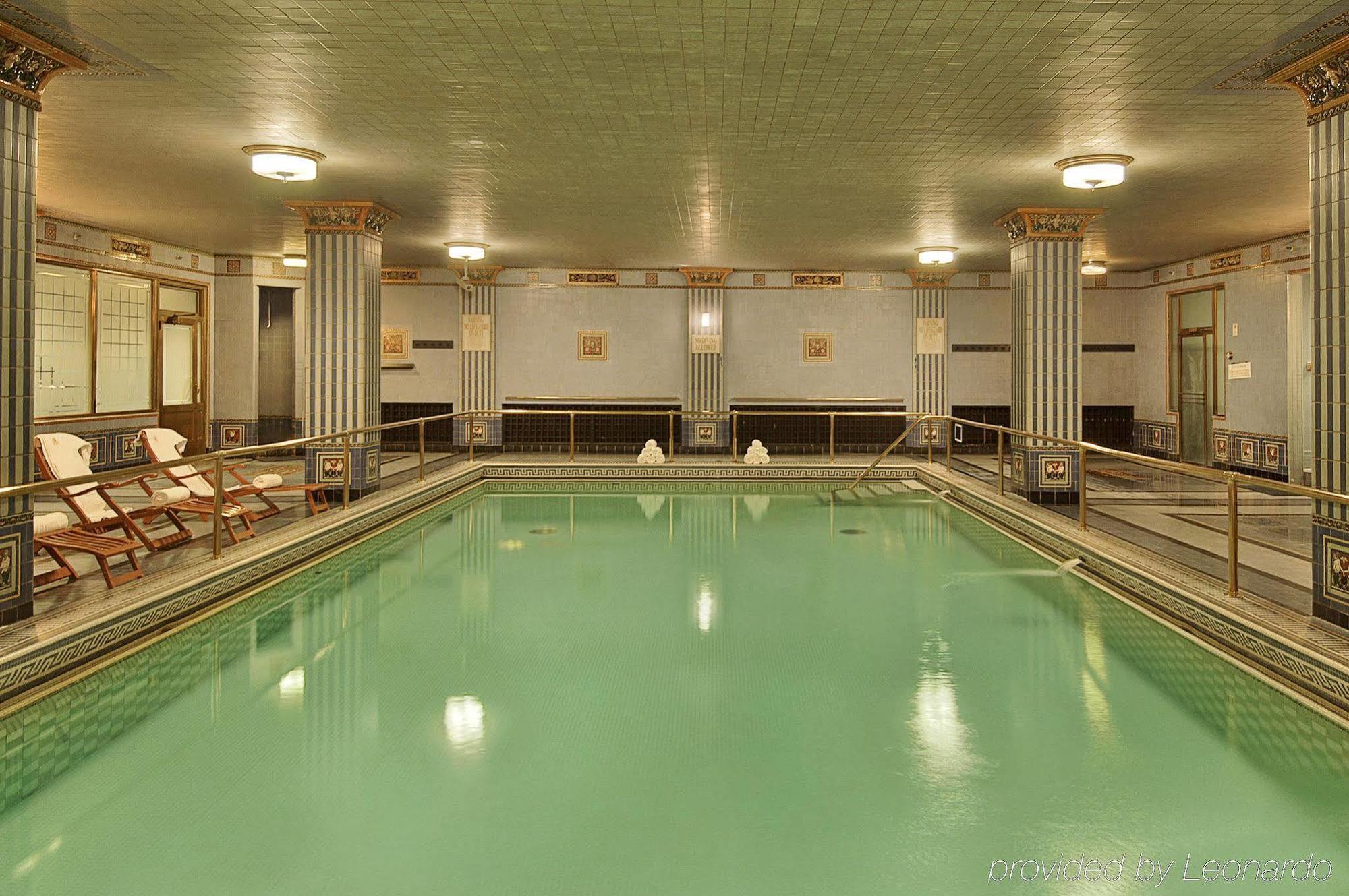 Hotel The Biltmore Angeles 4*