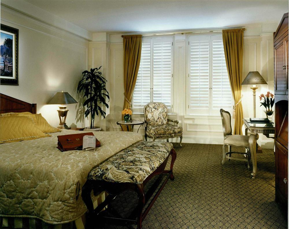 Hotel The Biltmore Angeles